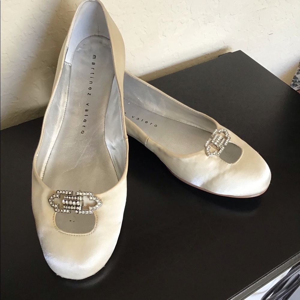 MARTINEZ VALERO: Wedding shoes